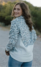 Load image into Gallery viewer, Nothing In My Way - Camo pullover
