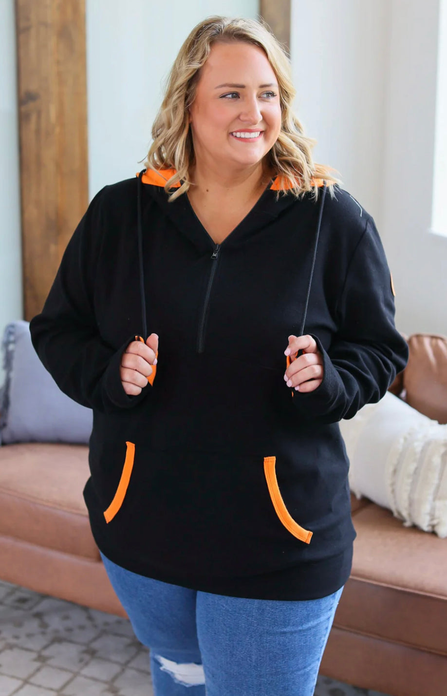 Black/Orange Pullover