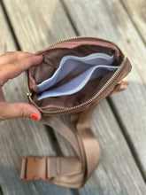 Load image into Gallery viewer, Mama Bum Bags
